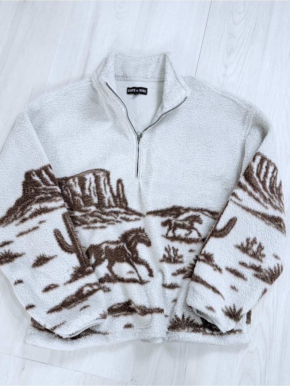 State of Mind Ivory Sherpa Half-Zip Pullover with Brown western Scenic Print - Picture 2 of 6
